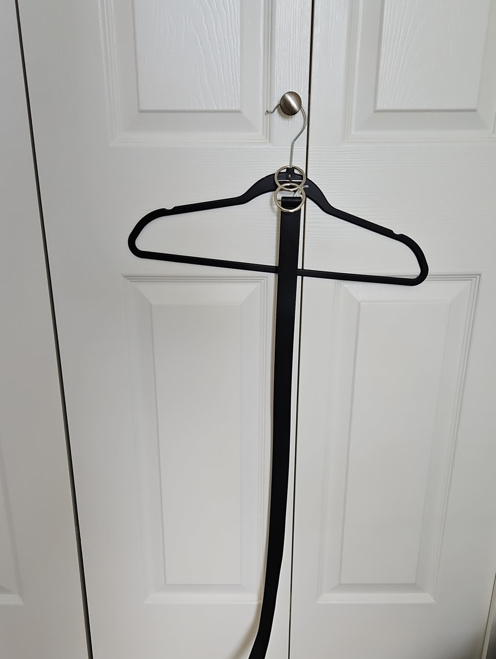 Reitmans Black Thin Round-Buckle Belt
